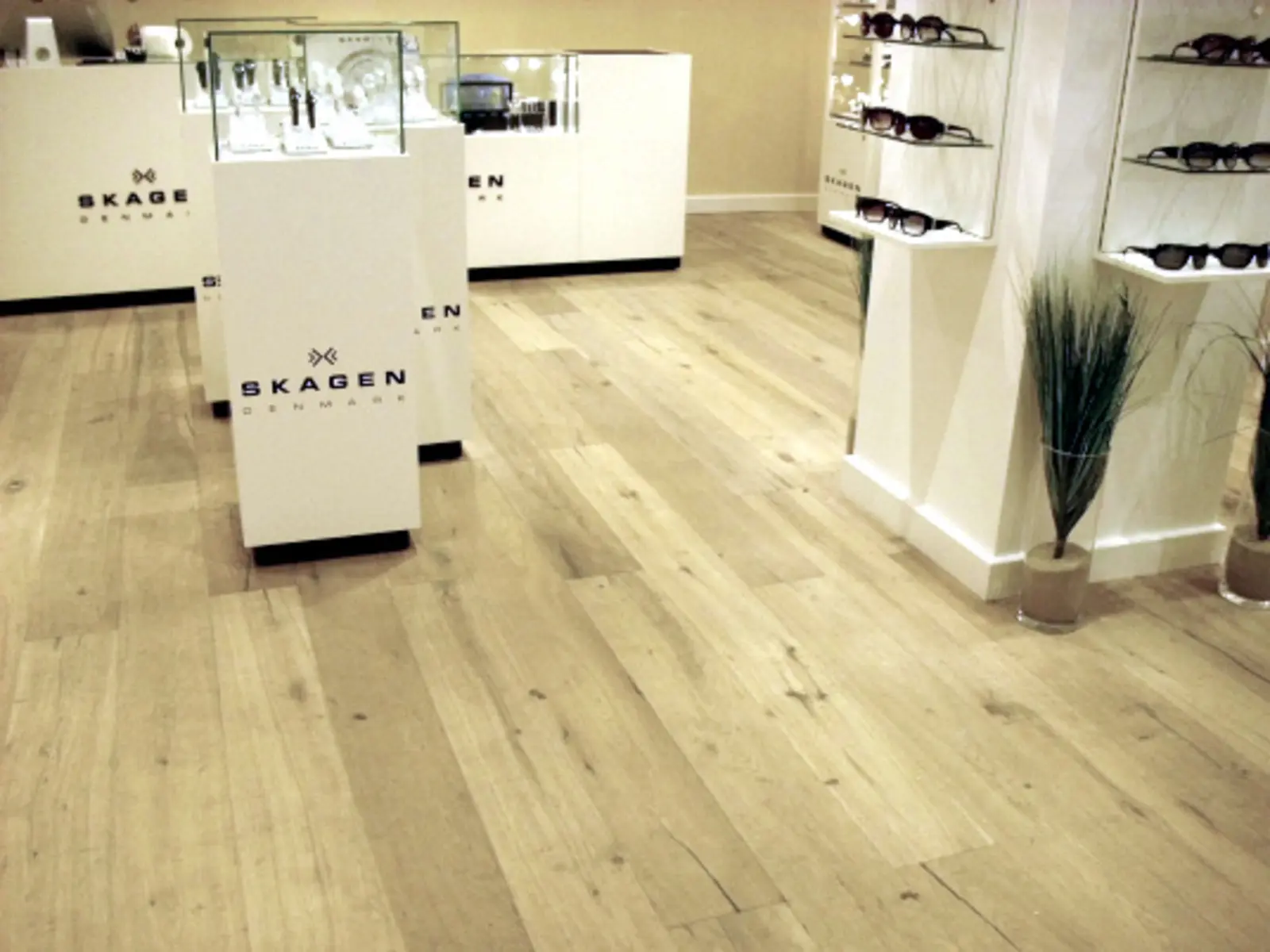Westfield Stratford flooring - image 15